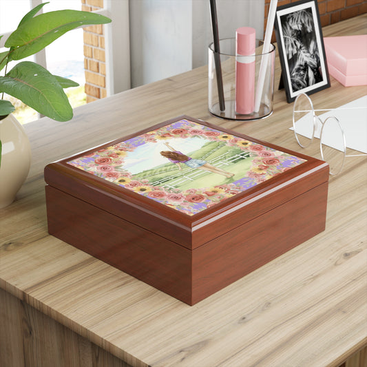 The Molly - Rolling KY Hills Breeze Jewelry Box with Floral Design for Treasure Storage